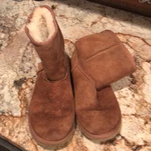 Ugh Boots In chestnut color. Size 6.